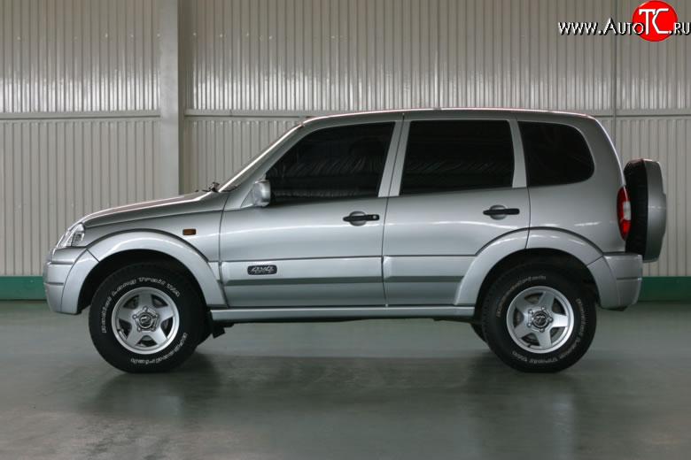 2 499 р. Обтекатель порогов Апал Chevrolet Niva 2123 дорестайлинг (2002-2008) (Неокрашенные)  с доставкой в г. Йошкар-Ола