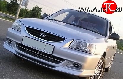 5 949 р. Накладка Street на передний бампер автомобиля Hyundai Accent седан ТагАЗ (2001-2012) (Неокрашенная)  с доставкой в г. Йошкар-Ола