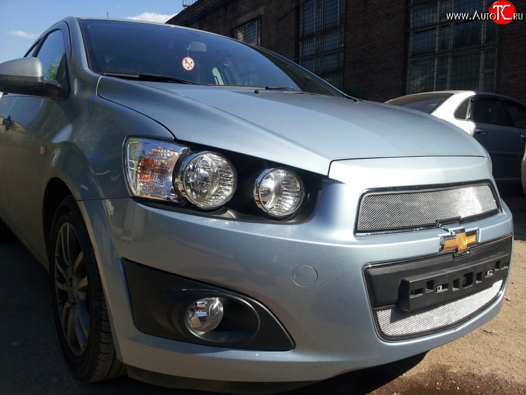 1 539 р. Нижняя сетка на бампер Russtal (хром)  Chevrolet Aveo  T300 (2011-2015) седан, хэтчбек  с доставкой в г. Йошкар-Ола