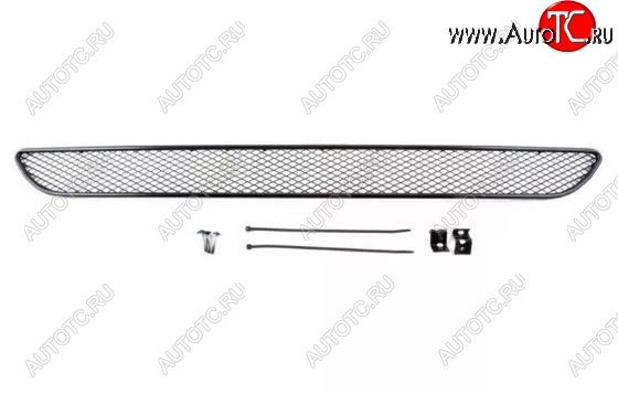 395 р. Сетка в воздухозаборник бампера Arbori (20 мм, сота) Ford Fiesta 6 хэтчбэк 3 дв. рестайлинг (2012-2019) (Черная)  с доставкой в г. Йошкар-Ола