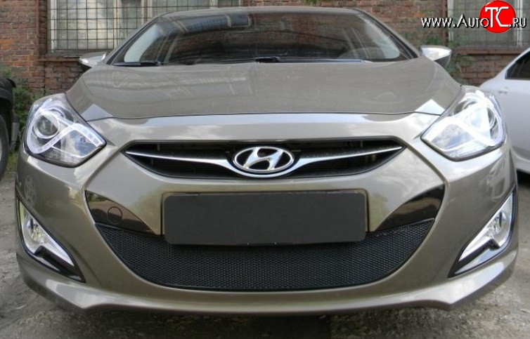 2 099 р. Сетка на бампер Russtal (черная) Hyundai I40 1 VF рестайлинг седан (2015-2019)  с доставкой в г. Йошкар-Ола