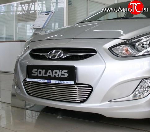 5 499 р. Декоративная вставка воздухозаборника Berkut Hyundai Solaris RBr седан рестайлинг (2014-2017)  с доставкой в г. Йошкар-Ола