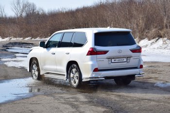 18 649 р. Защита порогов из трубы Ø51 Petroil Tuning Lexus LX450d J200 2-ой рестайлинг (2015-2022) (Нержавеющая полированная сталь)  с доставкой в г. Йошкар-Ола. Увеличить фотографию 2