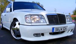 Передний бампер WALD Mercedes-Benz E-Class W124 седан дорестайлинг (1984-1993)