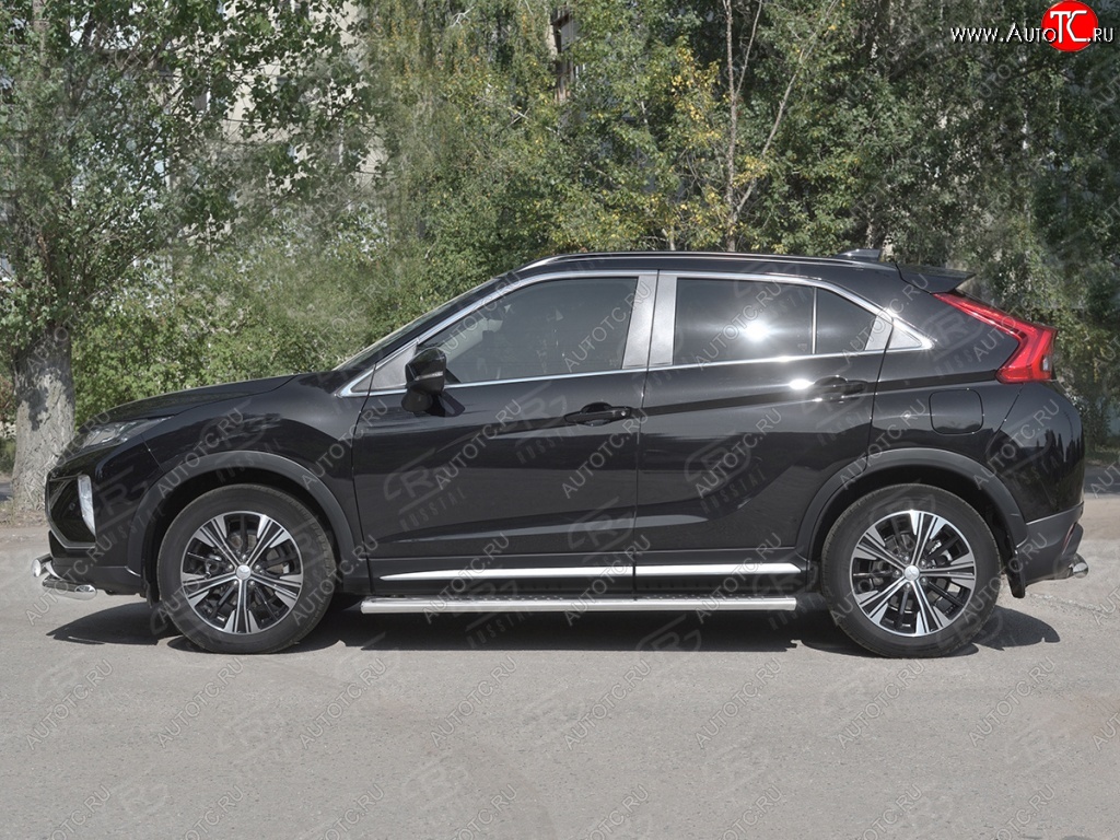 29 699 р. Пороги труба 120х60 овал с проступью Russtal Mitsubishi Eclipse Cross GK дорестайлинг (2017-2021)  с доставкой в г. Йошкар-Ола