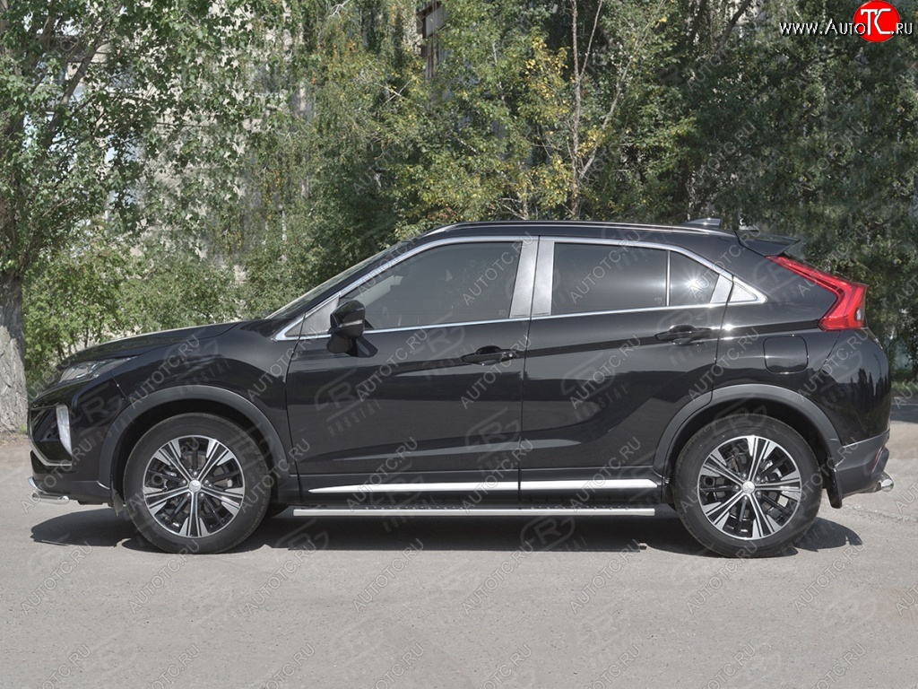 20 749 р. Пороги труба 75х42 овал с проступью Russtal Mitsubishi Eclipse Cross GK дорестайлинг (2017-2021)  с доставкой в г. Йошкар-Ола