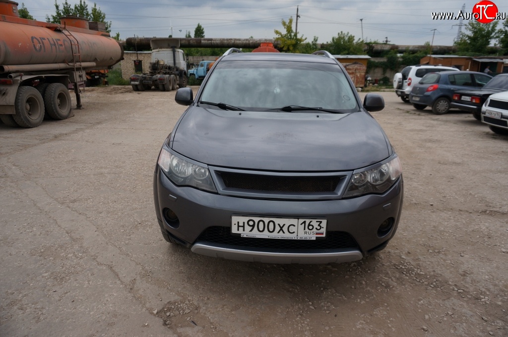 5 449 р. Решётка радиатора (рестайлинг) Sport Mitsubishi Outlander XL (CW)  рестайлинг (2010-2013) (Неокрашенная)  с доставкой в г. Йошкар-Ола