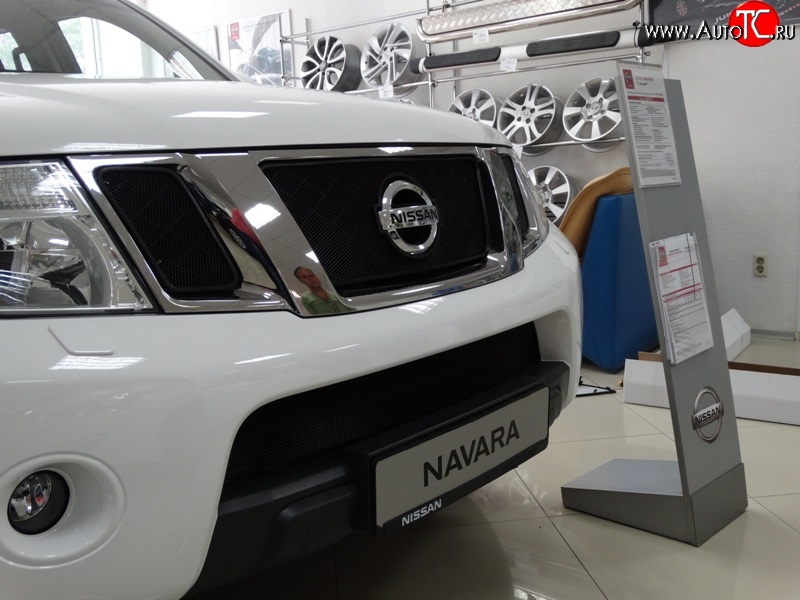 1 469 р. Нижняя сетка на бампер Russtal (черная) Nissan Pathfinder R51 рестайлинг (2009-2014)  с доставкой в г. Йошкар-Ола