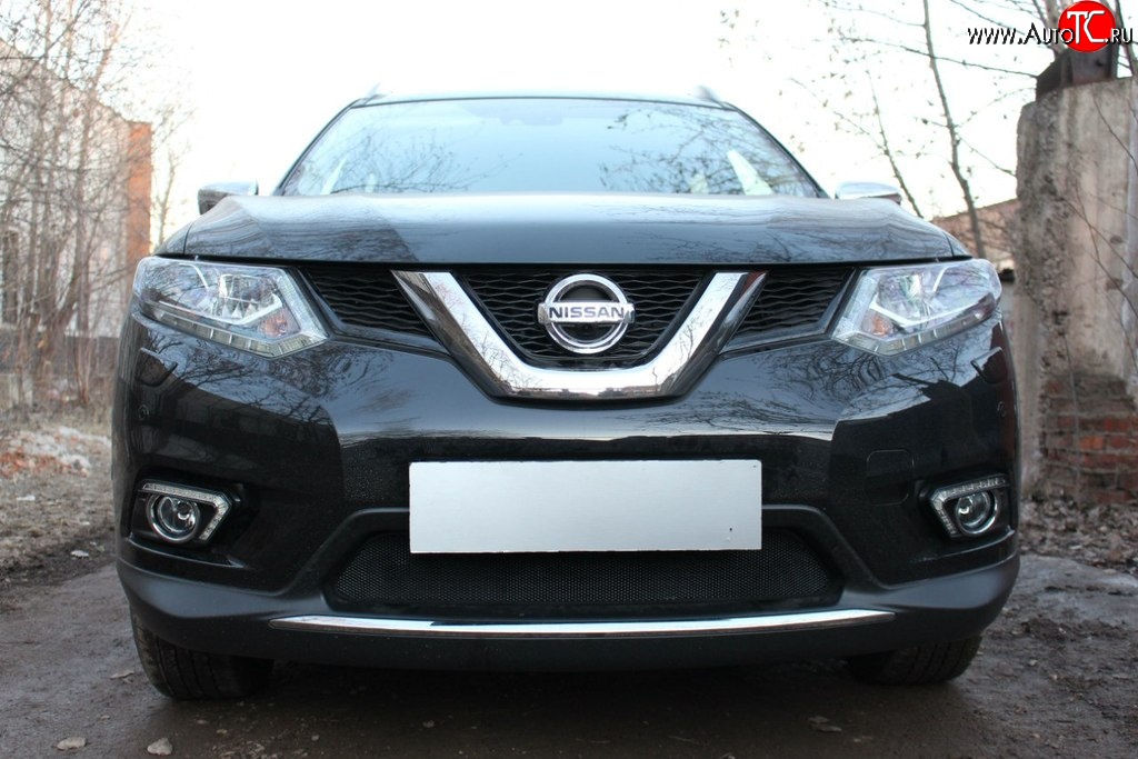 1 469 р. Сетка на бампер Russtal (черная) Nissan X-trail 3 T32 рестайлинг (2017-2022)  с доставкой в г. Йошкар-Ола