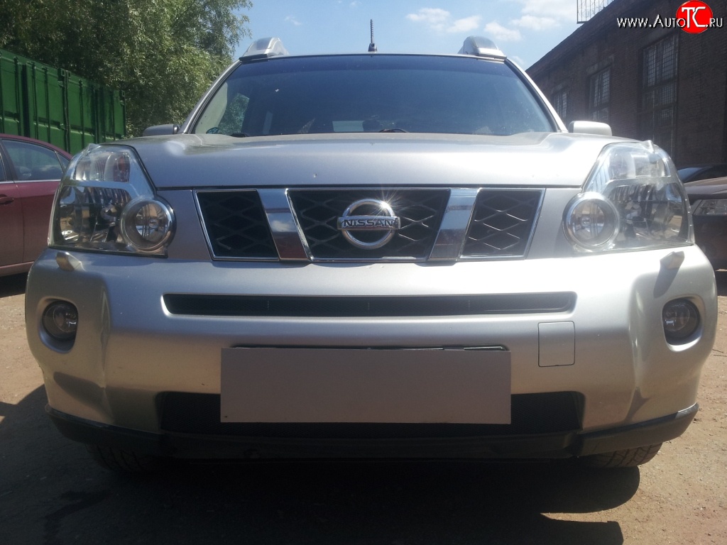 1 229 р. Сетка верхнего воздухозаборника переднего бампера Russtal Nissan X-trail 2 T31 дорестайлинг (2007-2011) (черная)  с доставкой в г. Йошкар-Ола