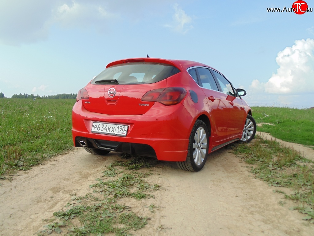 3 899 р. Накладка Sport на задний бампер  Opel Astra  J (2009-2017) хэтчбек 5 дв. дорестайлинг, хэтчбек 5 дв.  рестайлинг (Неокрашенная)  с доставкой в г. Йошкар-Ола