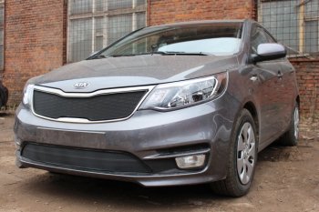 3 199 р. Защитная сетка в бампер (низ, ячейка 3х7 мм) Alfeco Стандарт KIA Rio 3 QB рестайлинг седан (2015-2017) (Чёрная)  с доставкой в г. Йошкар-Ола. Увеличить фотографию 3