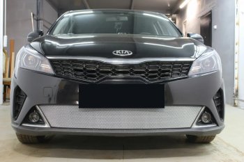 3 299 р. Защитная сетка в бампер (низ, ячейка 3х7 мм) Alfeco Стандарт KIA Rio X рестайлинг (2020-2025) (Хром)  с доставкой в г. Йошкар-Ола. Увеличить фотографию 1