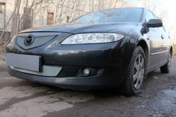 3 199 р. Защитная сетка в бампер (верх, ячейка 3х7 мм) Alfeco Стандарт Mazda 6 GG лифтбэк дорестайлинг (2002-2005) (Хром)  с доставкой в г. Йошкар-Ола. Увеличить фотографию 3