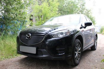 4 099 р. Защитная сетка в бампер (верх, ячейка 3х7 мм) Alfeco Стандарт  Mazda CX-5  KE (2015-2017) рестайлинг (Чёрная)  с доставкой в г. Йошкар-Ола. Увеличить фотографию 2