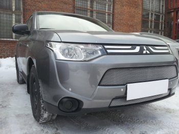 6 499 р. Защитная сетка в бампер (2 части, ячейка 3х7 мм) Alfeco Стандарт Mitsubishi Outlander GF дорестайлинг (2012-2014) (Хром)  с доставкой в г. Йошкар-Ола. Увеличить фотографию 4