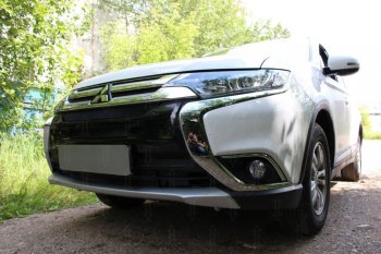 6 999 р. Защитная сетка в бампер (4 части, ячейка 3х7 мм) Alfeco Стандарт Mitsubishi Outlander GF 2-ой рестайлинг (2015-2018) (Чёрная)  с доставкой в г. Йошкар-Ола. Увеличить фотографию 2