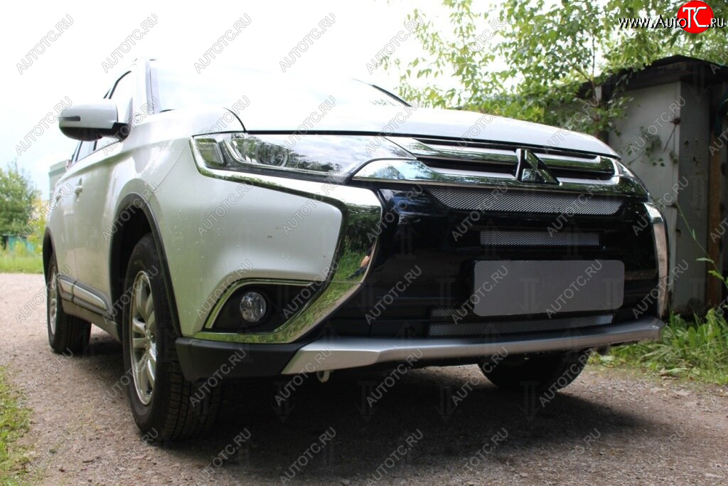 7 249 р. Защитная сетка в бампер (4 части, ячейка 3х7 мм) Alfeco Стандарт Mitsubishi Outlander GF 2-ой рестайлинг (2015-2018) (Хром)  с доставкой в г. Йошкар-Ола