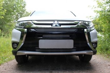 7 249 р. Защитная сетка в бампер (4 части, ячейка 3х7 мм) Alfeco Стандарт Mitsubishi Outlander GF 2-ой рестайлинг (2015-2018) (Хром)  с доставкой в г. Йошкар-Ола. Увеличить фотографию 3