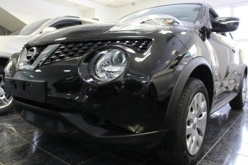 3 779 р. Защитная сетка в бампер (низ, ячейка 3х7 мм) Стрелка11 Стандарт  Nissan Juke  1 YF15 (2014-2020) рестайлинг (Чёрная)  с доставкой в г. Йошкар-Ола. Увеличить фотографию 3