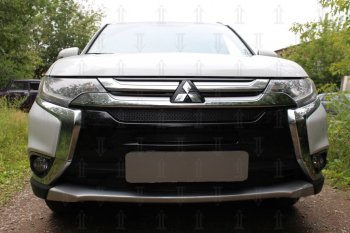 Защитная сетка в бампер (3 части, ячейка 4х10 мм) Alfeco Премиум Mitsubishi Outlander GF 2-ой рестайлинг (2015-2018)  (Чёрная)