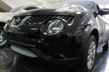 4 799 р. Защитная сетка в бампер (низ, ячейка 3х7 мм) Стрелка11 Стандарт Nissan Juke 1 YF15 рестайлинг (2014-2020) (Хром)  с доставкой в г. Йошкар-Ола. Увеличить фотографию 3