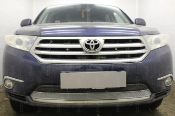 Защитная сетка в бампер (низ, ячейка 4х10 мм) Стрелка11 Премиум Toyota Highlander XU40 рестайлинг (2010-2013)  (Хром)