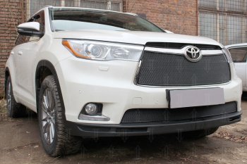 3 999 р. Защитная сетка в бампер (низ, ячейка 4х10 мм) Стрелка11 Премиум Toyota Highlander XU50 дорестайлинг (2013-2017) (Чёрная)  с доставкой в г. Йошкар-Ола. Увеличить фотографию 3