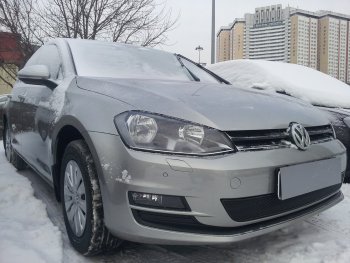 4 199 р. Защитная сетка в бампер (низ, ячейка 4х10 мм) Стрелка11 Премиум Volkswagen Golf 7 дорестайлинг, хэтчбэк 5 дв. (2012-2017) (Чёрная)  с доставкой в г. Йошкар-Ола. Увеличить фотографию 2