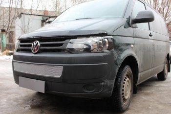 4 299 р. Защитная сетка в бампер (низ, ячейка 4х10 мм) Стрелка11 Премиум Volkswagen Transporter T5 рестайлинг (2009-2015) (Хром)  с доставкой в г. Йошкар-Ола. Увеличить фотографию 3