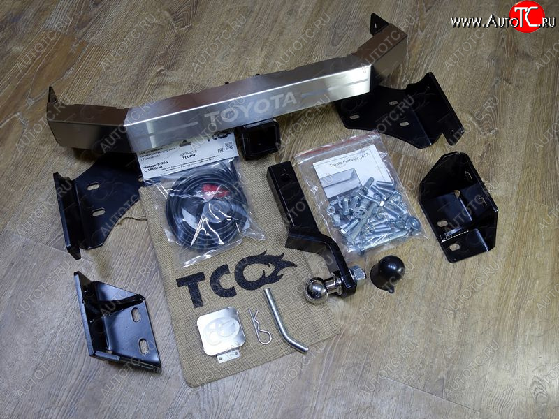 23 899 р. Фаркоп (тягово-сцепное устройство) TCC Тюнинг  Toyota Fortuner  AN160 (2020-2024) рестайлинг (оцинкованный, крюк Е, надпись Toyota)  с доставкой в г. Йошкар-Ола