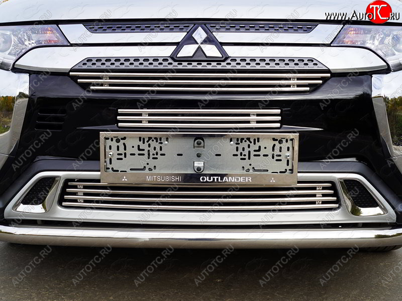 7 699 р. Верхняя декоративная вставка решетки радиатора ТСС Тюнинг  Mitsubishi Outlander  GF (2018-2022) 3-ий рестайлинг (d 12 мм)  с доставкой в г. Йошкар-Ола