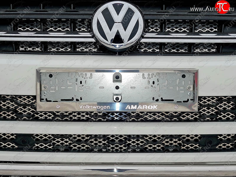 6 449 р. Рамка гос. номера ТСС Тюнинг  Volkswagen Amarok (2016-2022) рестайлинг (нержавейка)  с доставкой в г. Йошкар-Ола