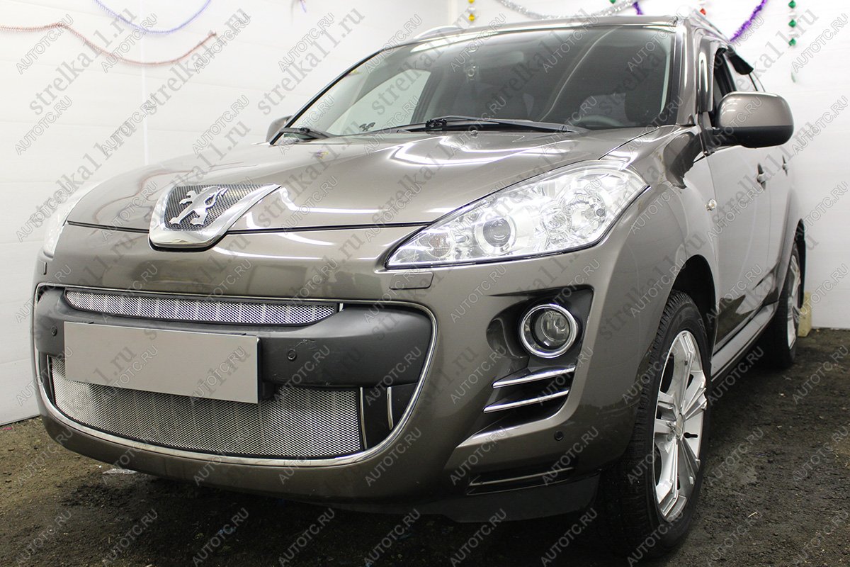 3 199 р. Защита радиатора (верх) Стрелка11 Стандарт  Peugeot 4007 (2007-2012) (хром)  с доставкой в г. Йошкар-Ола