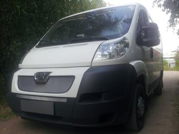 3 399 р. Защита радиатора (середина) Стрелка11 Стандарт  Peugeot Boxer  250 (2006-2014) (хром)  с доставкой в г. Йошкар-Ола. Увеличить фотографию 2