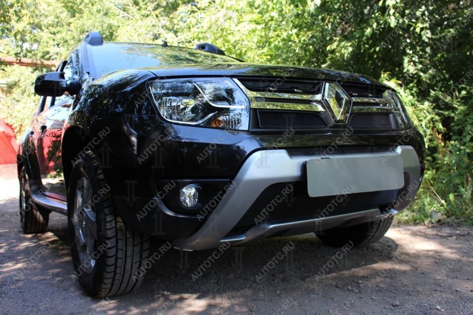 2 559 р. Защита радиатора (верх) Стрелка11 Стандарт Renault Duster HS рестайлинг (2015-2021) (черная)  с доставкой в г. Йошкар-Ола