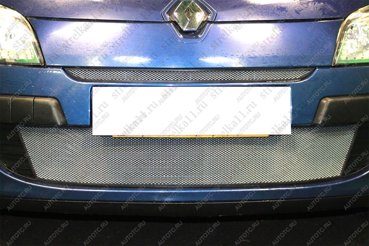 3 599 р. Защита радиатора (низ) Стандарт  Renault Megane  седан (2008-2012)  дорестайлинг (хром)  с доставкой в г. Йошкар-Ола