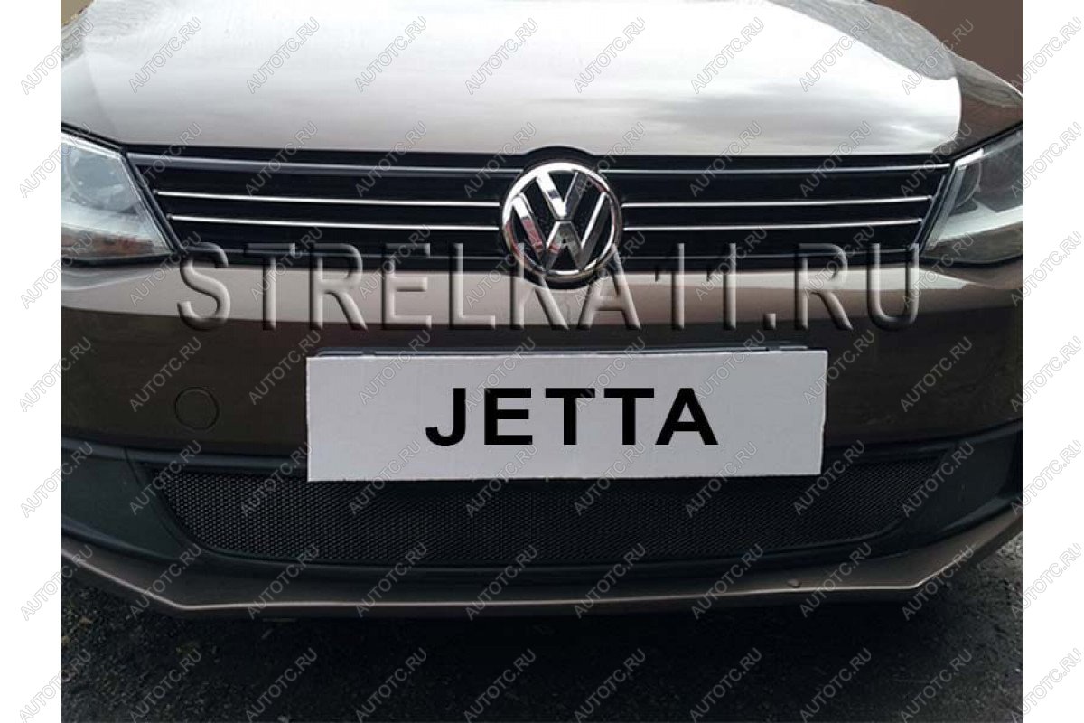 2 899 р. Защита радиатора Стрелка11 Стандарт Volkswagen Jetta A6 седан дорестайлинг (2011-2015) (черная)  с доставкой в г. Йошкар-Ола