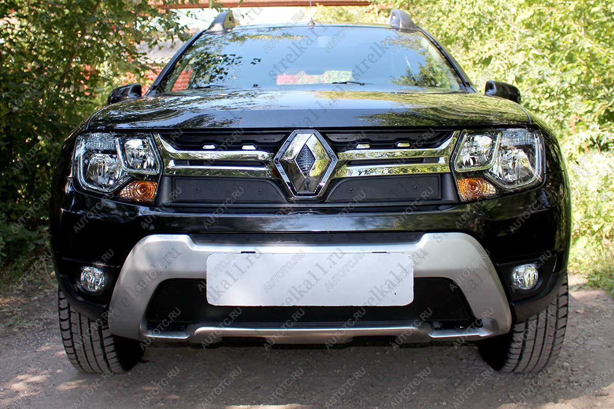 969 р. Зимняя заглушка решетки радиатора (верх) Стрелка11  Renault Duster  HS (2015-2021) рестайлинг (черная)  с доставкой в г. Йошкар-Ола