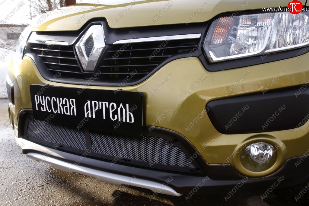 1 799 р. Защитная сетка решетки переднего бампера РА Renault Sandero Stepway (B8) дорестайлинг (2014-2018)  с доставкой в г. Йошкар-Ола