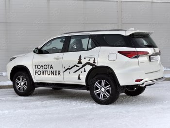 10 649 р. Защита заднего бампера (Ø75х42 мм, нержавейка) Russtal  Toyota Fortuner  AN160 (2020-2025) рестайлинг  с доставкой в г. Йошкар-Ола. Увеличить фотографию 3