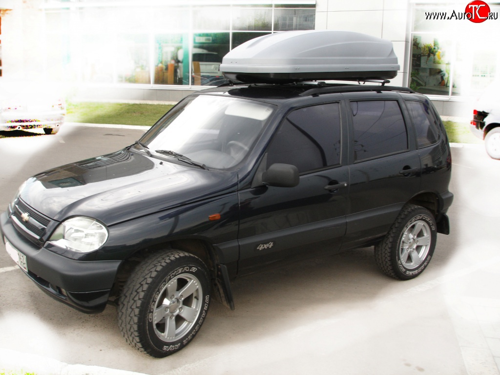 3 299 р. Рейлинги Лидер-премиум на автомобиль Chevrolet Niva 2123 рестайлинг (2009-2020) (Цвет: чёрный)  с доставкой в г. Йошкар-Ола