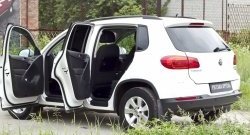 2 459 р. Накладки порожков салона RA Volkswagen Tiguan NF рестайлинг (2011-2017) (Комплект (передние+задние))  с доставкой в г. Йошкар-Ола. Увеличить фотографию 2